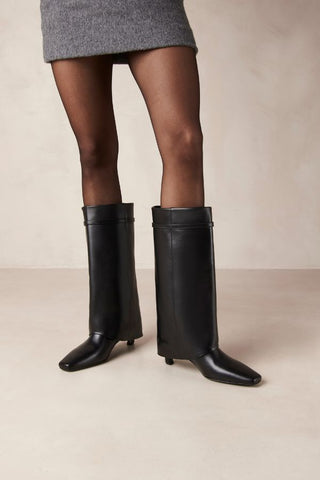 Evita Leather Boots | Black